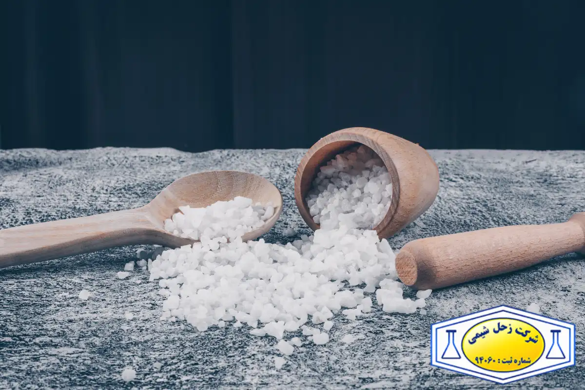 نقش کلرید کلسیم در صنایع ساخت‌وساز و کنترل گردوخاک